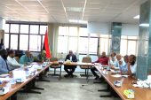 اليوم الثلاثاء الموافق 2025/10/14 م عقد اجتماع صباح اليوم بحضور السيد / عبد الباسط الساكت مدير عام مصلحة المساحة ومدراء الإدارات ورؤوساء الاقسام التابعين لجميع الإدارات .